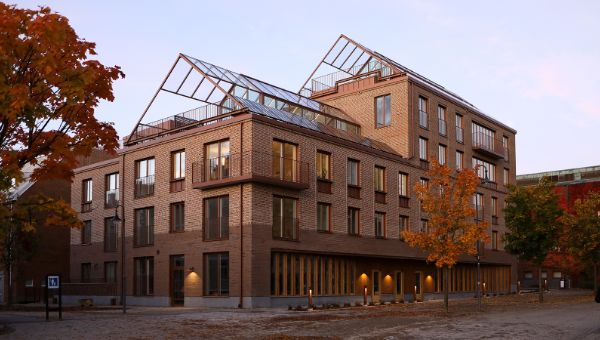 Nötskrikan - Arkitektur som vever sammen historie og nåtid.