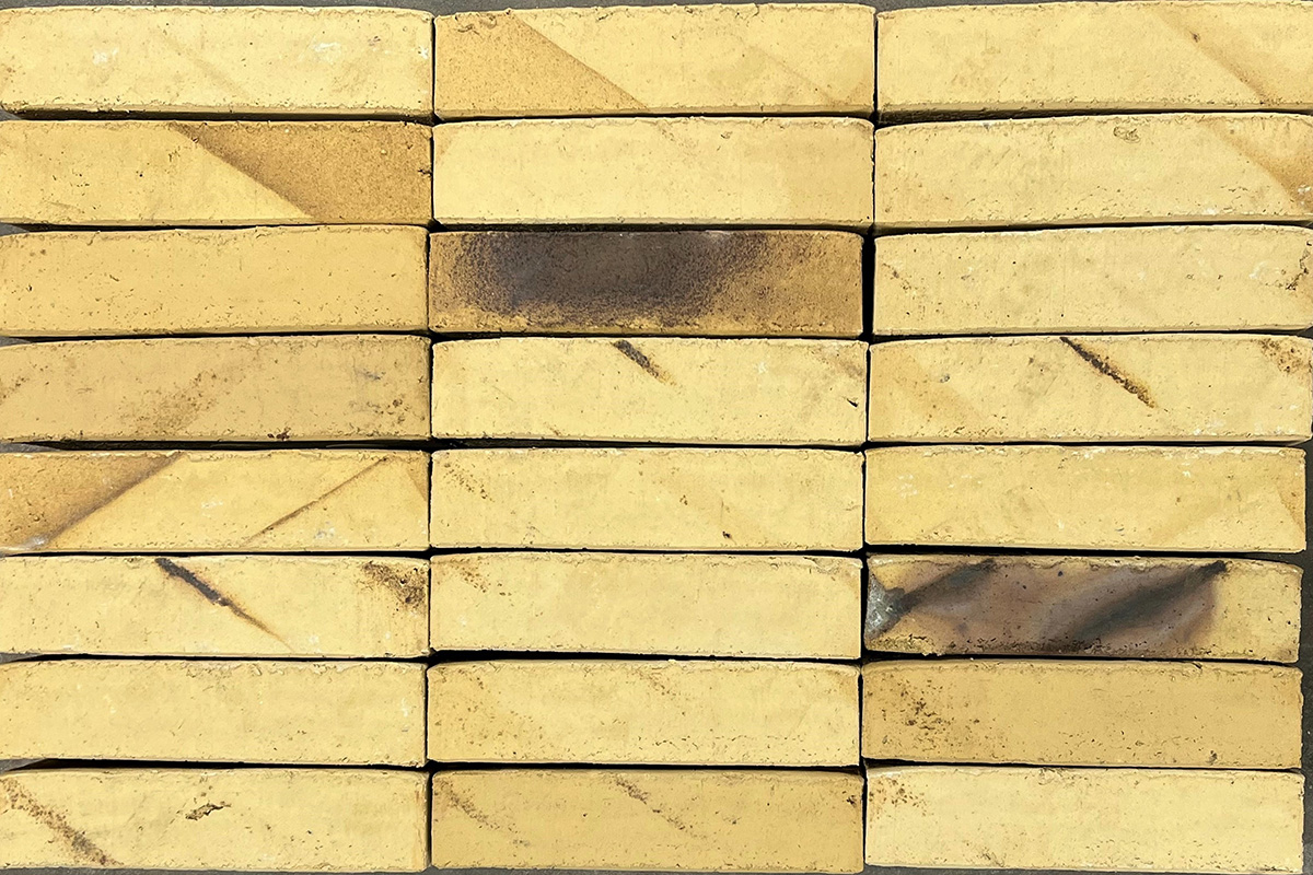 B44